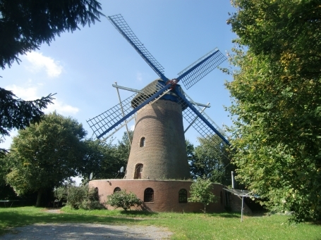 Kranenburg-Mehr : Wibbeltstraße, Windmühle Mehr